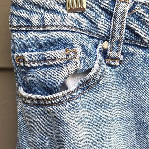 Tinseltown Distressed Jeans with frayed bottoms size 13 - Picture 10 of 15